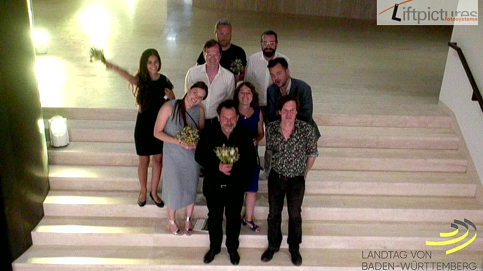 Ausstellungsstand mit Besucherinteraktion und Fotoerlebnis